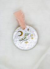 Load image into Gallery viewer, Anna’s Hummingbird