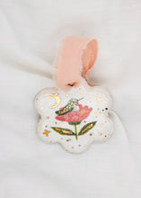 Load image into Gallery viewer, annas hummingbird & dahlia