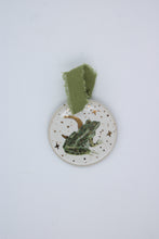 Load image into Gallery viewer, 08 Frog