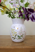 Load image into Gallery viewer, Pacific Tree Frog &amp; Foxglove Vase
